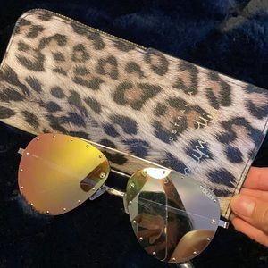 Quay x jacyll hill sunglasses. Rose gold lenses